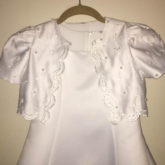 Communion Dress - Picture 1 of 6